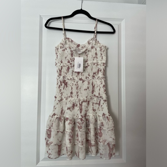 Women’s Smocked Mini Dress NWT - Picture 7 of 7